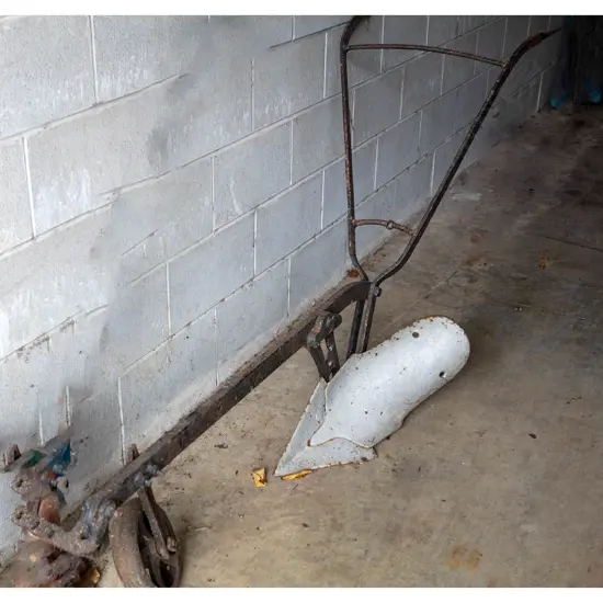 Steel left-hand share Ploughs,