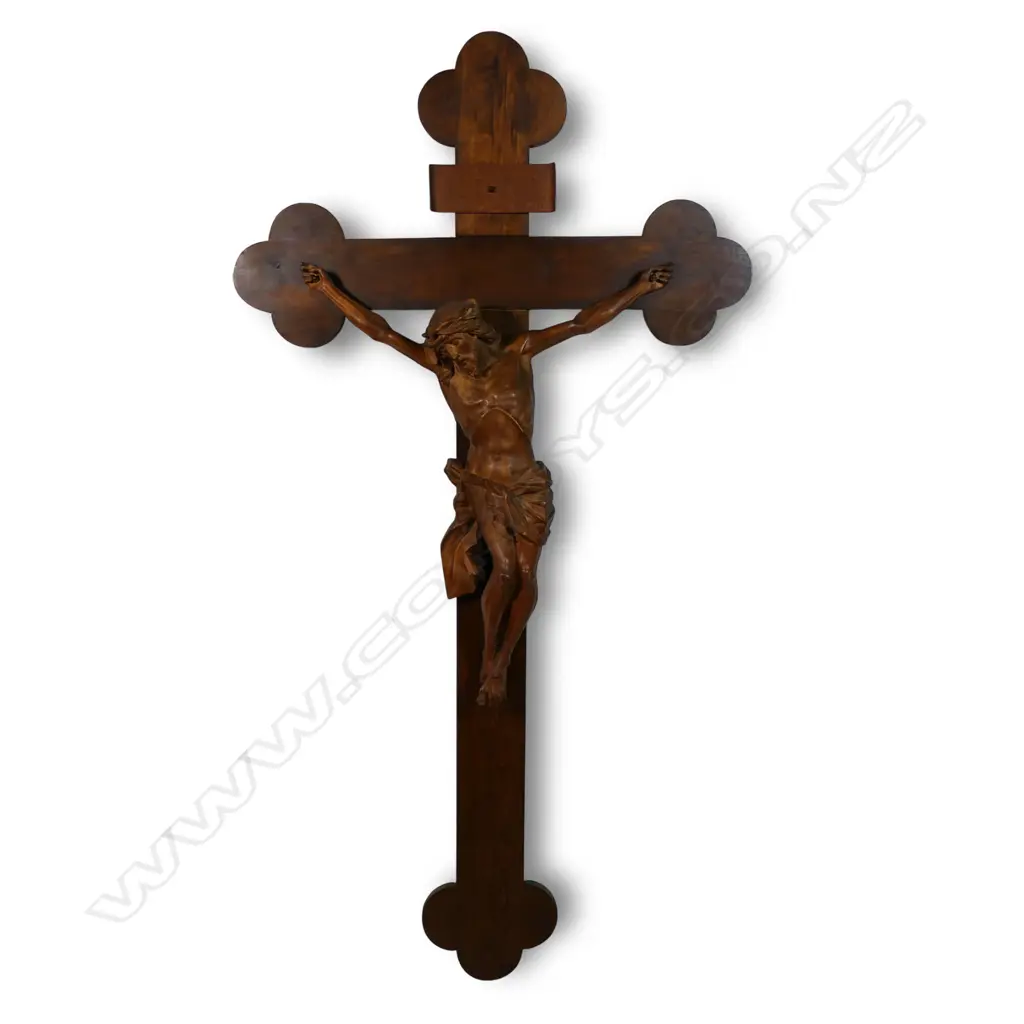 A large and impressive Continental oak crucifix, Image 1++