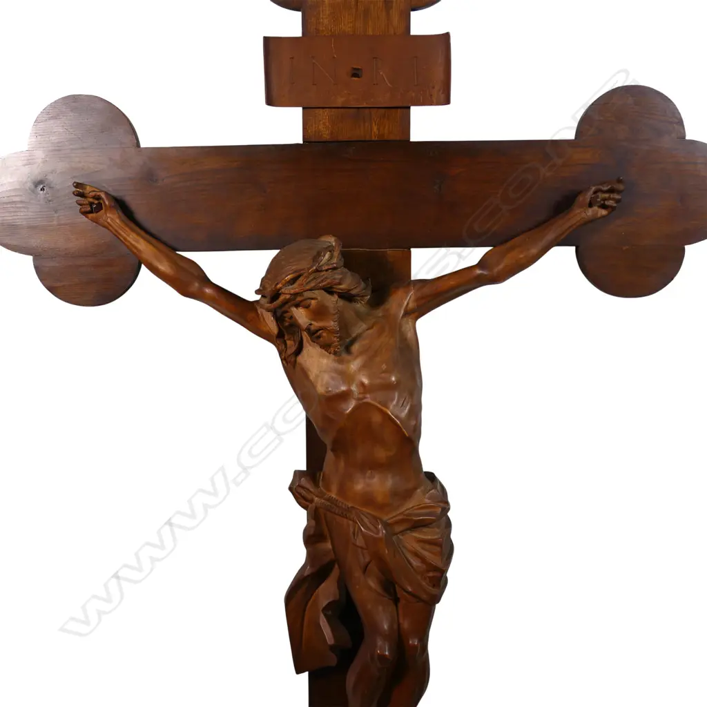 A large and impressive Continental oak crucifix, Image 1++