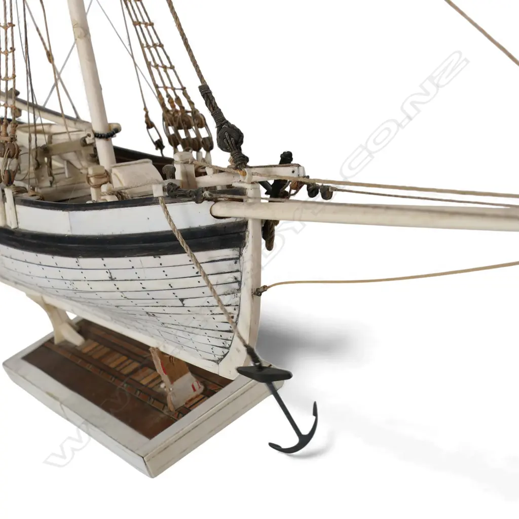 A 19thC carved ivory and bone model of an 'American Cutter', Image 1++