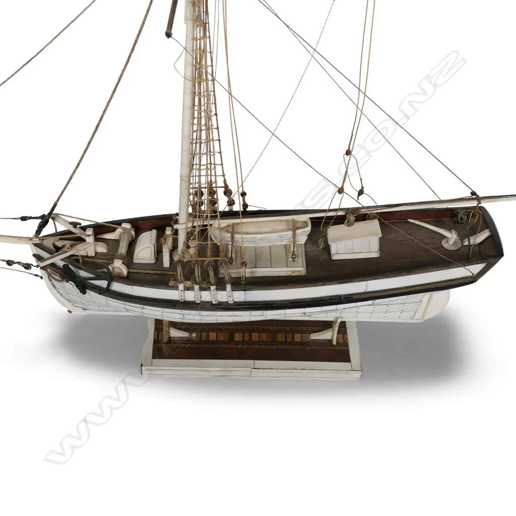 A 19thC carved ivory and bone model of an 'American Cutter', Image 1++