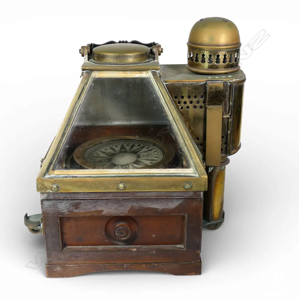 A late Victorian Royal Navy pattern 20 patent binnacle with liquid boat compass, Image 1++