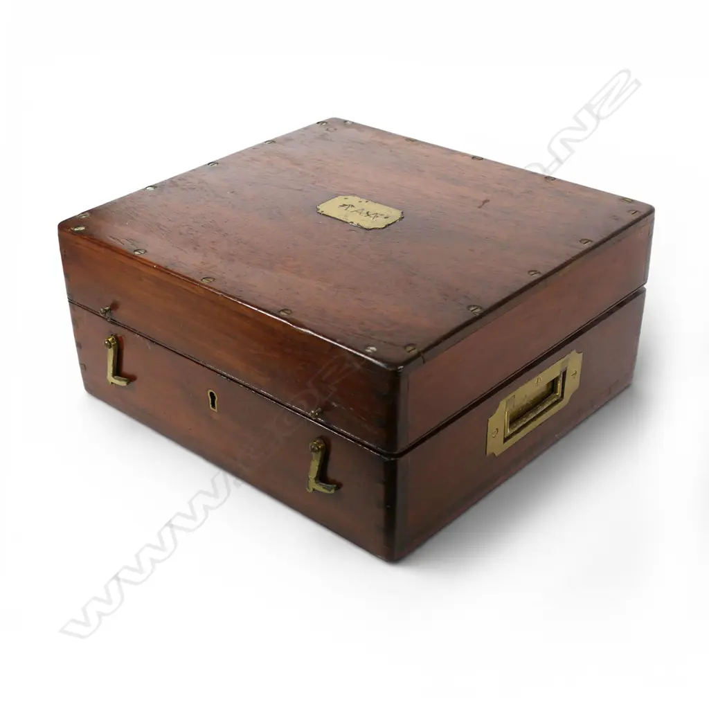 An antique quintant navigational instrument by Henry Hughes of London, Image 1++