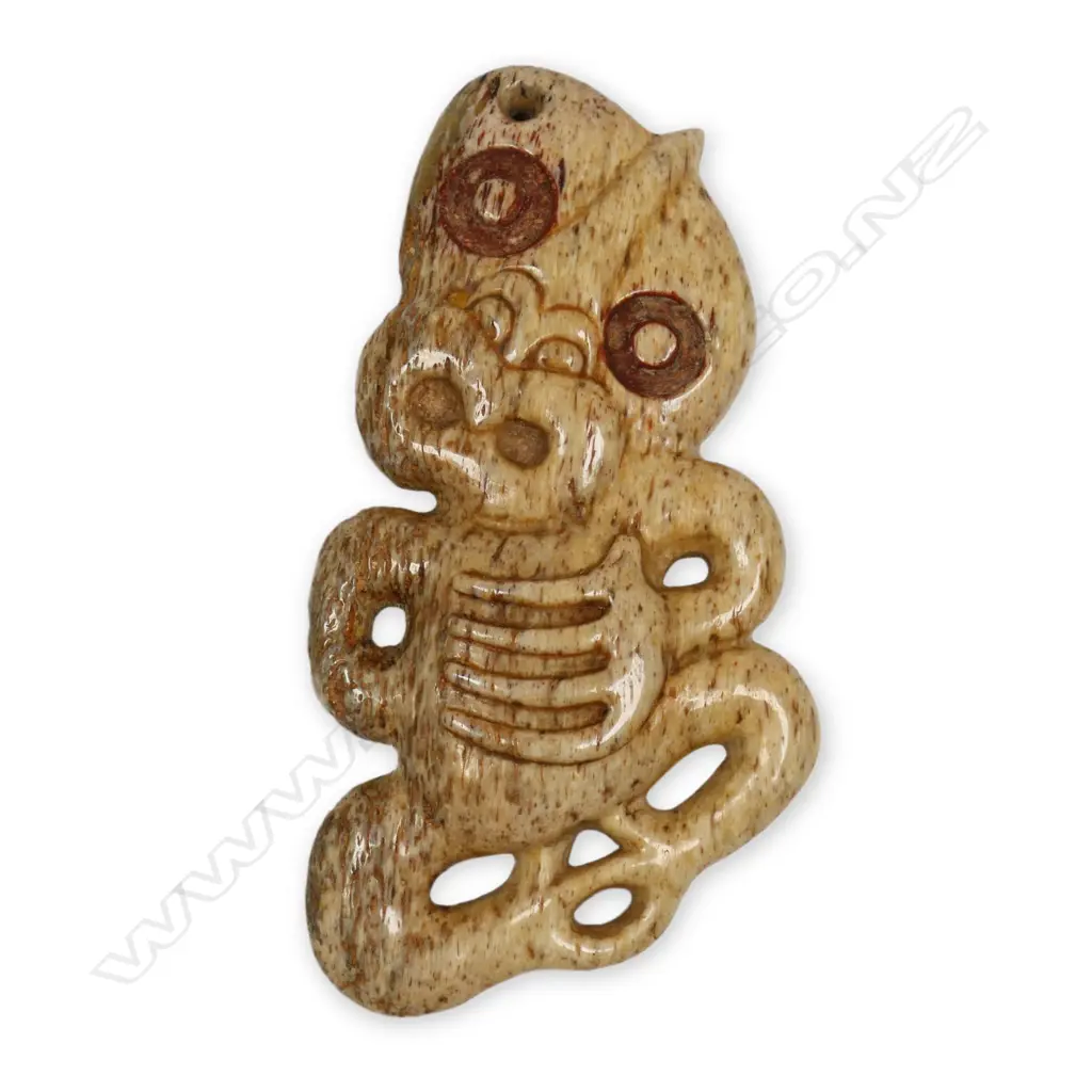 David Tuart carved whalebone hei tiki, Image 1++