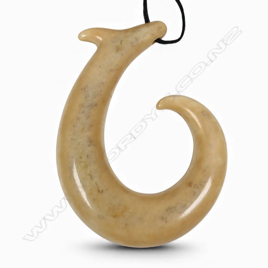 David Tuart carved whalebone hei matua Image 1++