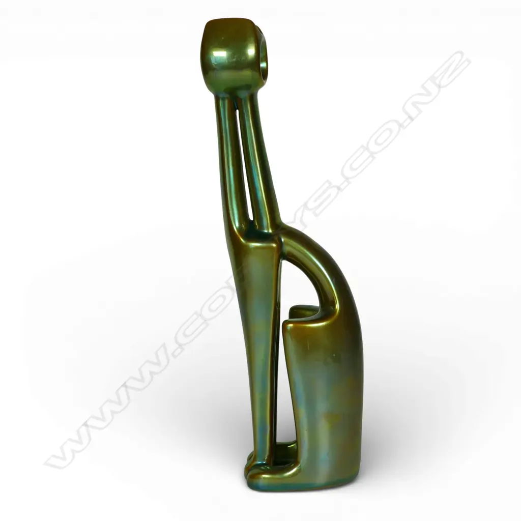 A Zsolnay porcelain modernistic cat, Image 1++