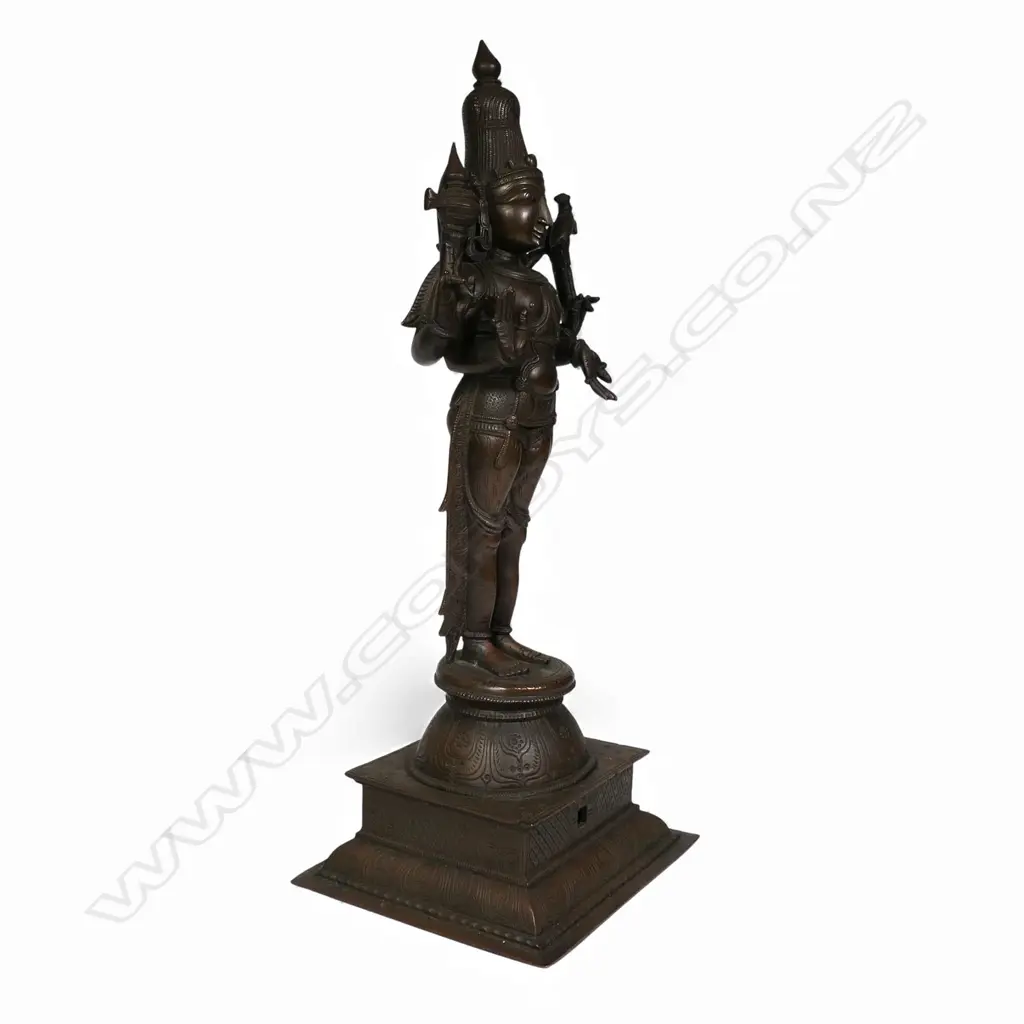A 19thC Indian bronze standing Krishna, Image 1++