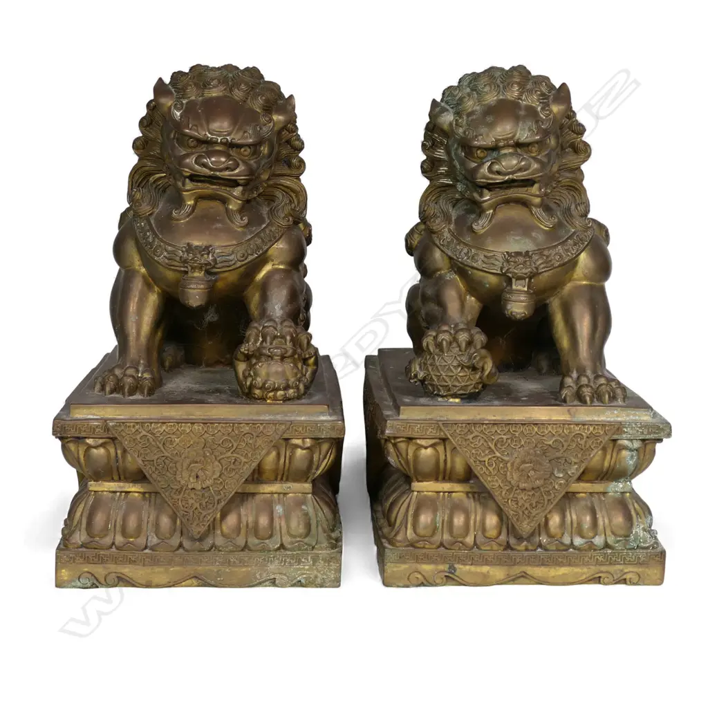 A pair of brass Foo Dogs, Image 1++