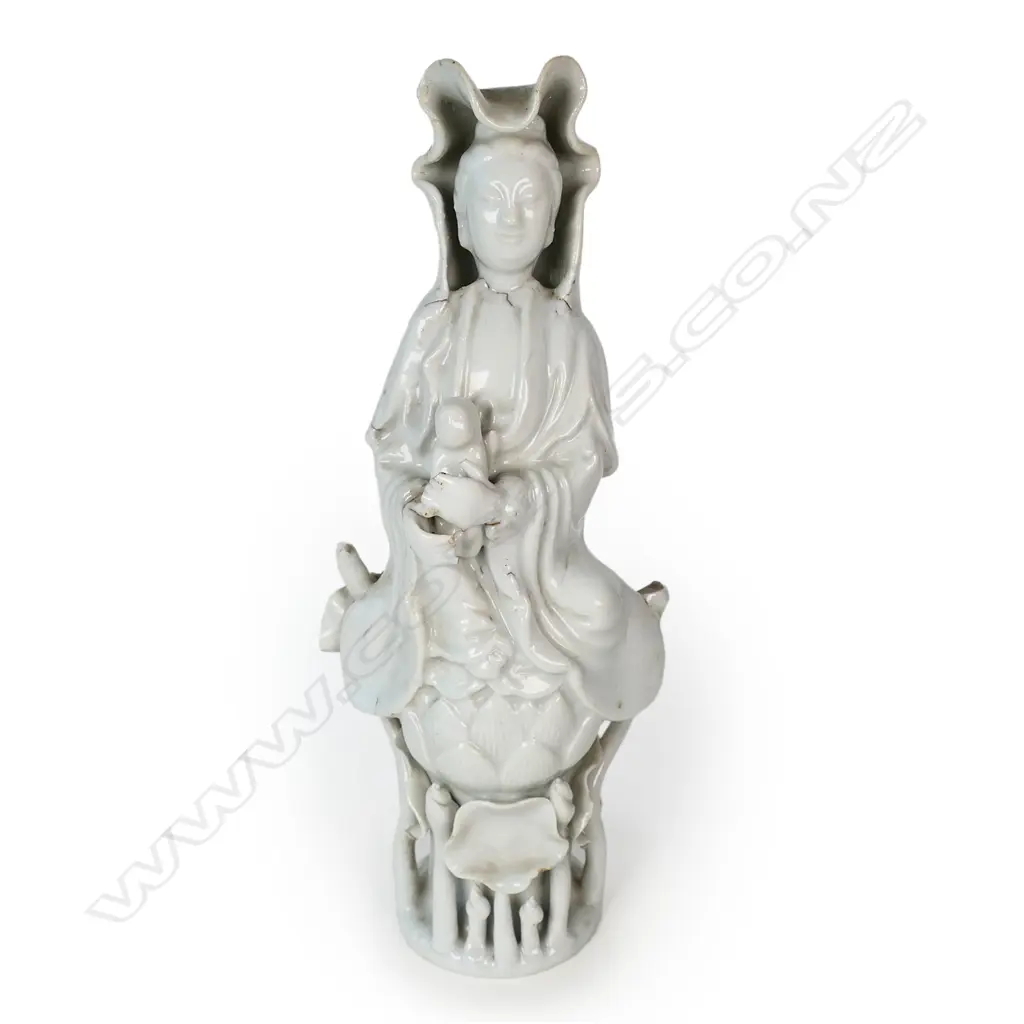 A blanc de chine Kuanyin, Image 1++