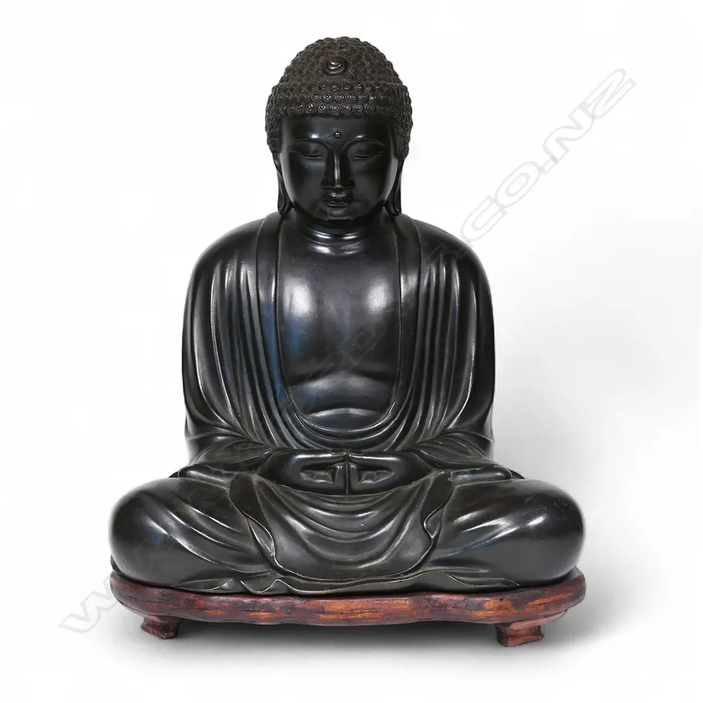 A fine quality Meiji period Japanese bronze buddha, Image 1++
