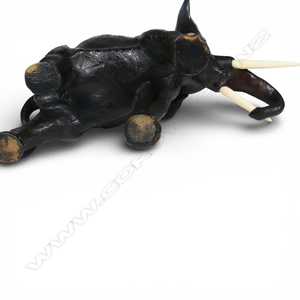 A Japanese bronze elephant, Image 1++