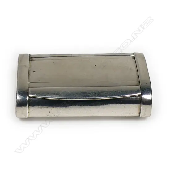 A George III silver snuff box,