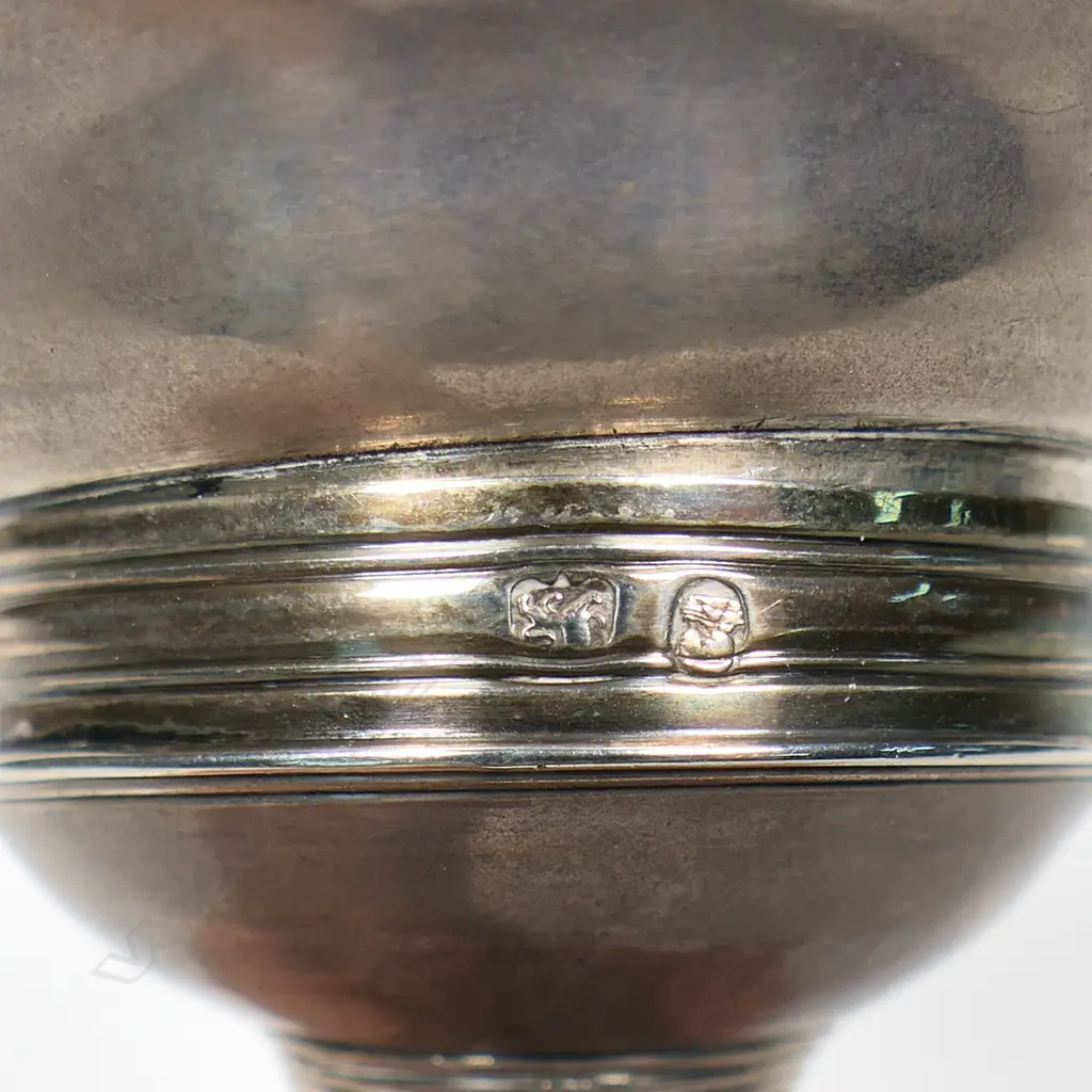 A George III silver crested wine funnel, Image 1++
