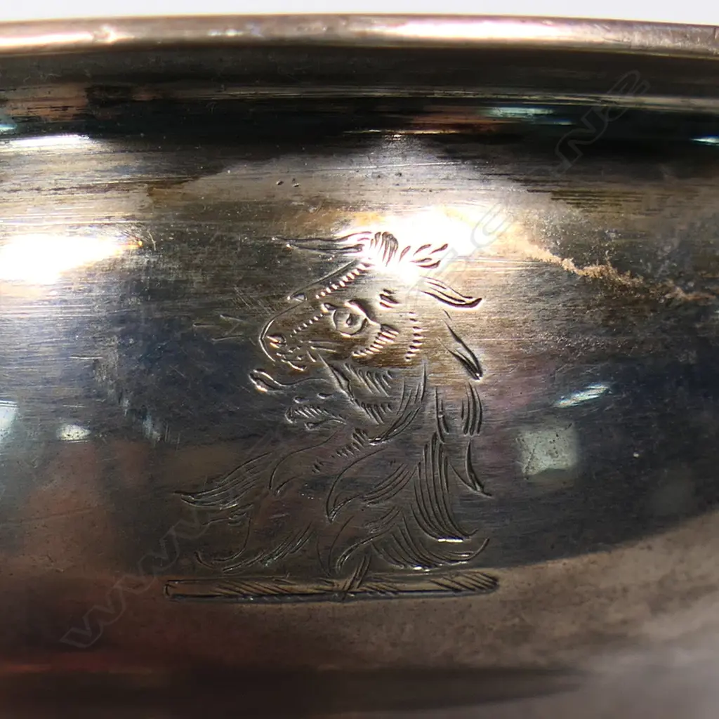 A George III silver crested wine funnel, Image 1++