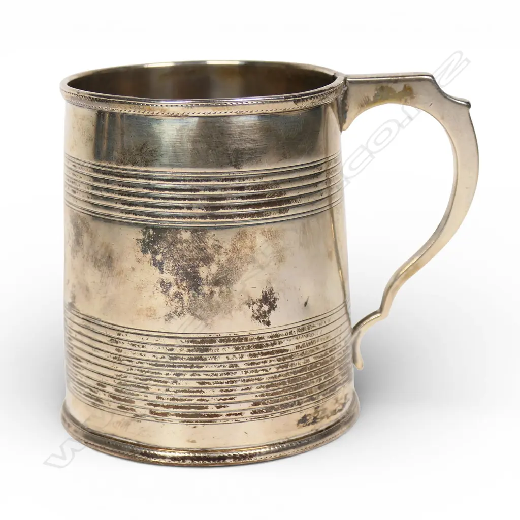 A George IV silver mug, Image 1++