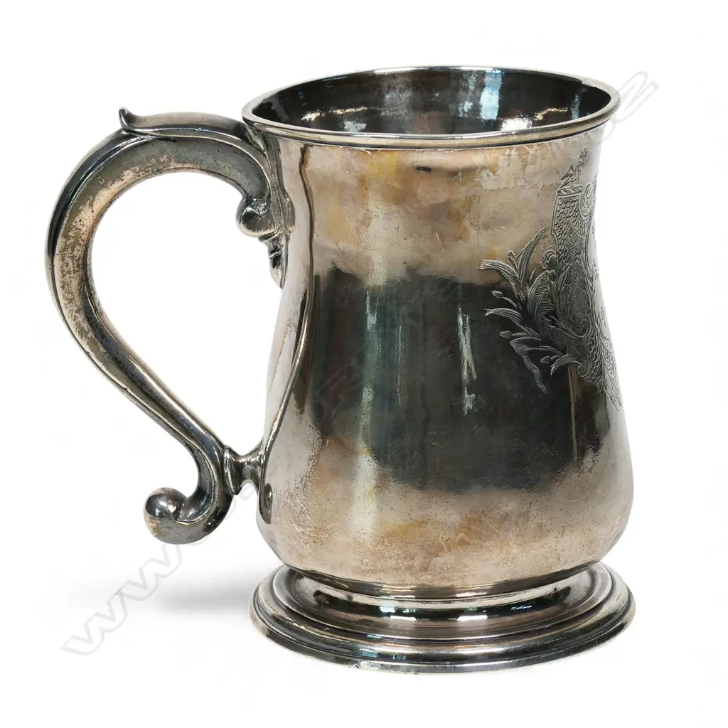 George II silver baluster tankard, Image 1++