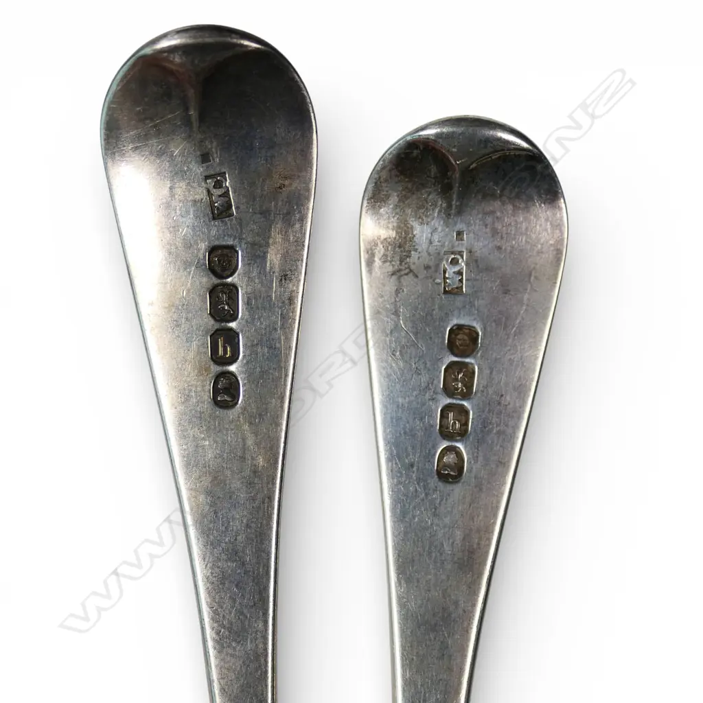 A pair of George IV silver sauce ladles, Image 1++