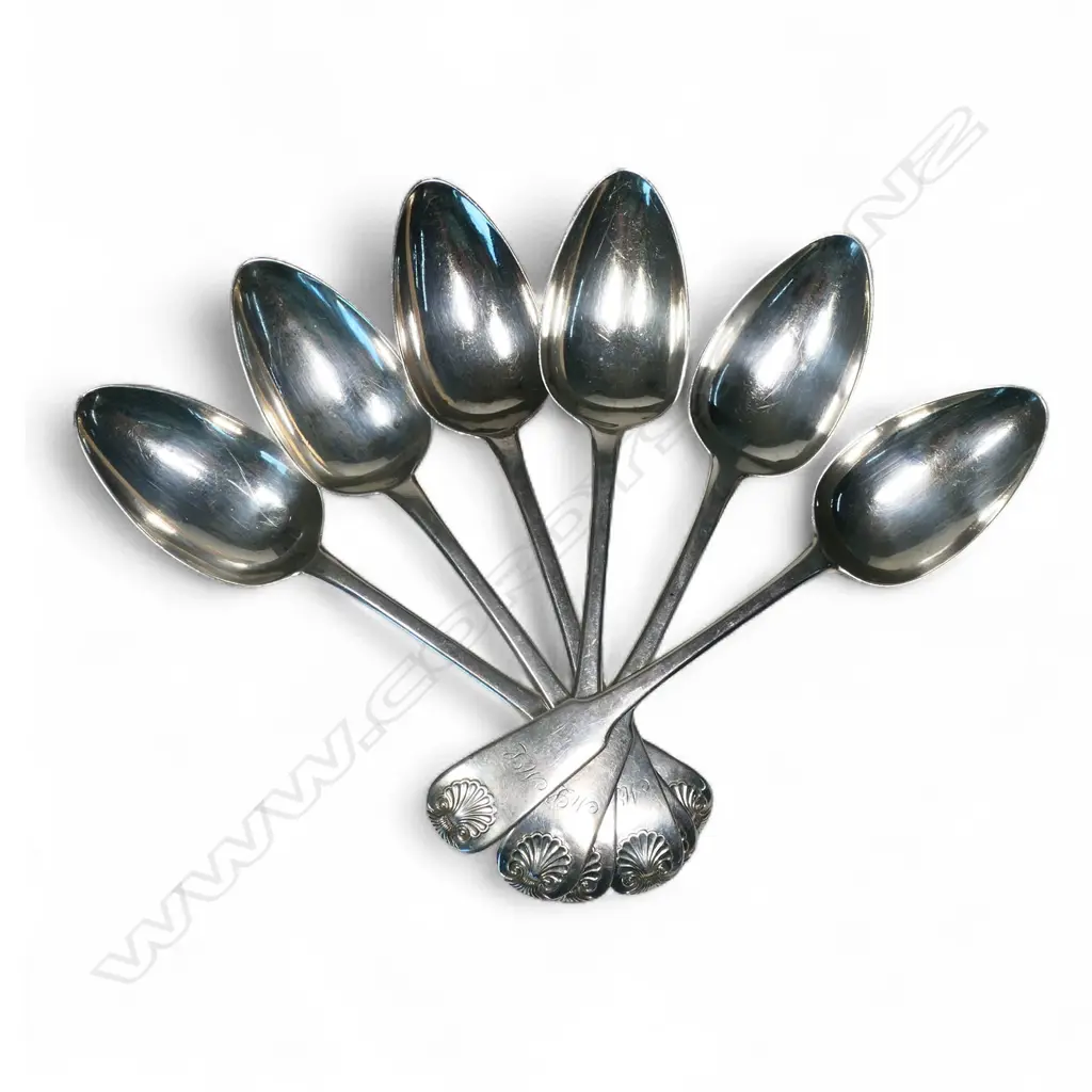 A set of six late George III silver tablespoons, Image 1++