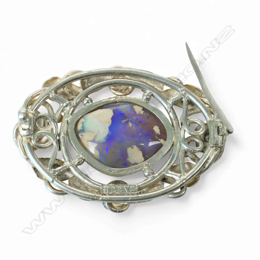 A rare Elsie Reeve (New Zealand 1885-1927) Arts & Crafts silver and opal brooch, Image 1++