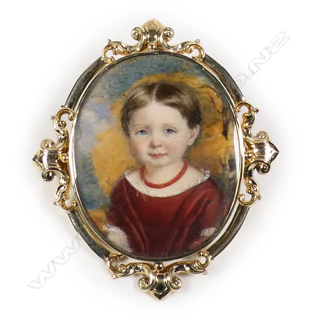 A Victorian 13ct gold framed portrait miniature brooch, Image 1++