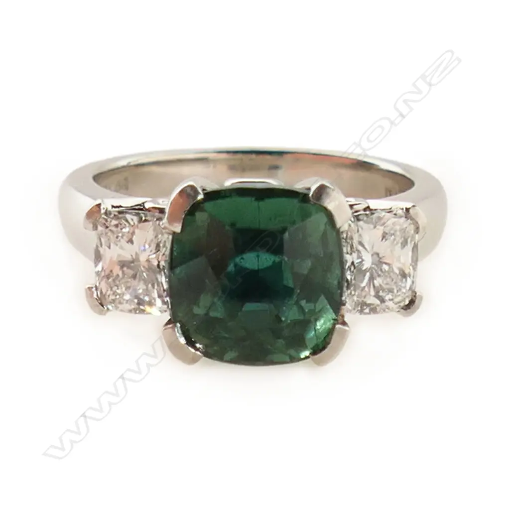 A platinum tourmaline and diamond dress ring, Image 1++