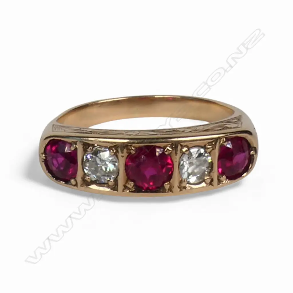 A vintage 14ct gold three synthetic ruby and two diamond ring, Image 1++