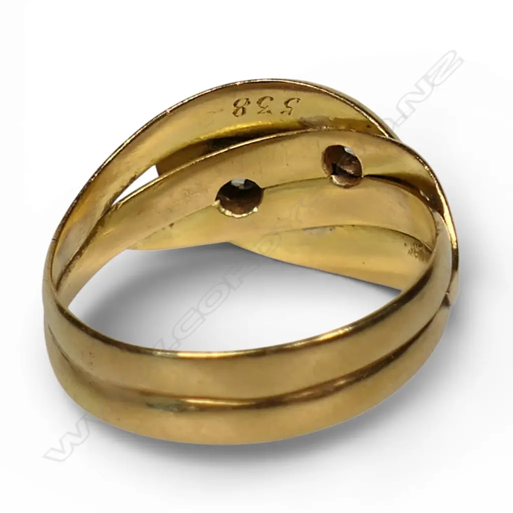 A Victorian 18ct yellow gold double snake ring, Image 1++