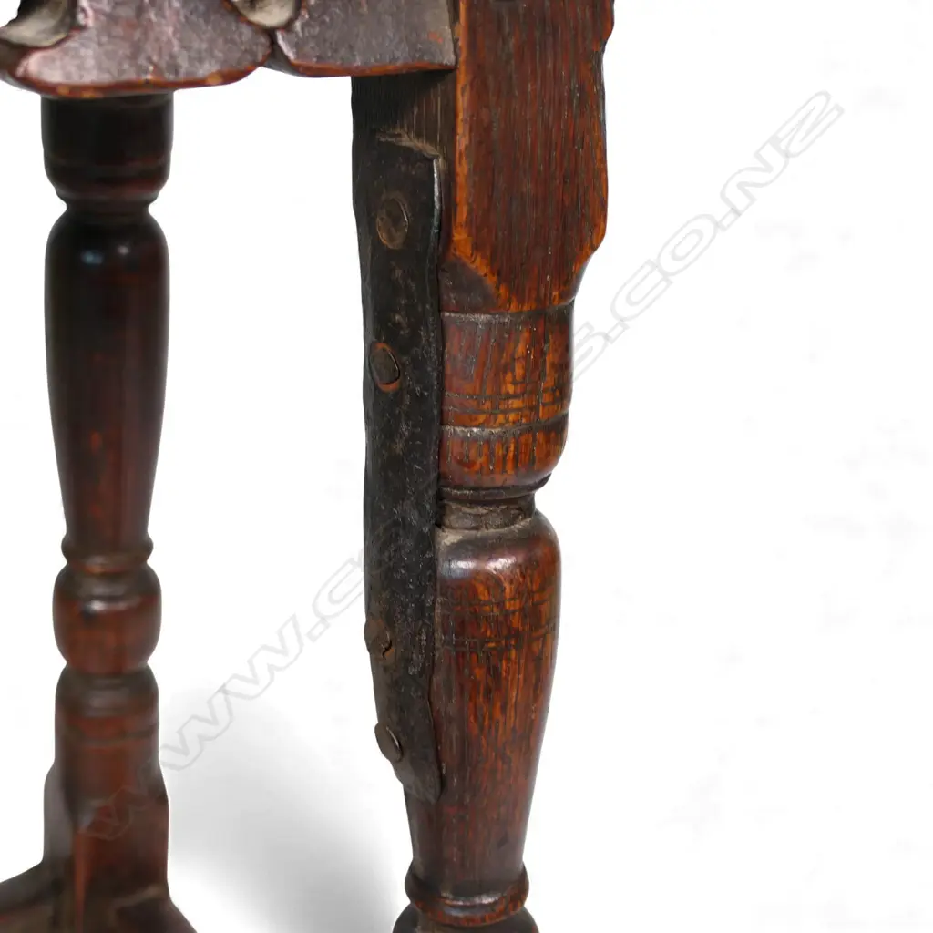 A 19thC country oak joint stool, Image 1++
