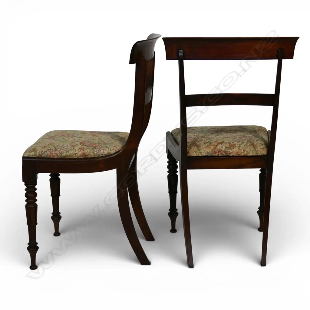 A set of four William IV rosewood dining chairs, Image 1++