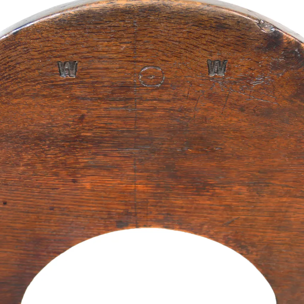 A pair of Georgian oak country house chairs, Image 1++