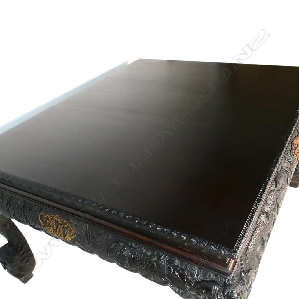A early 20thC Chinese carved dining table, Image 1++