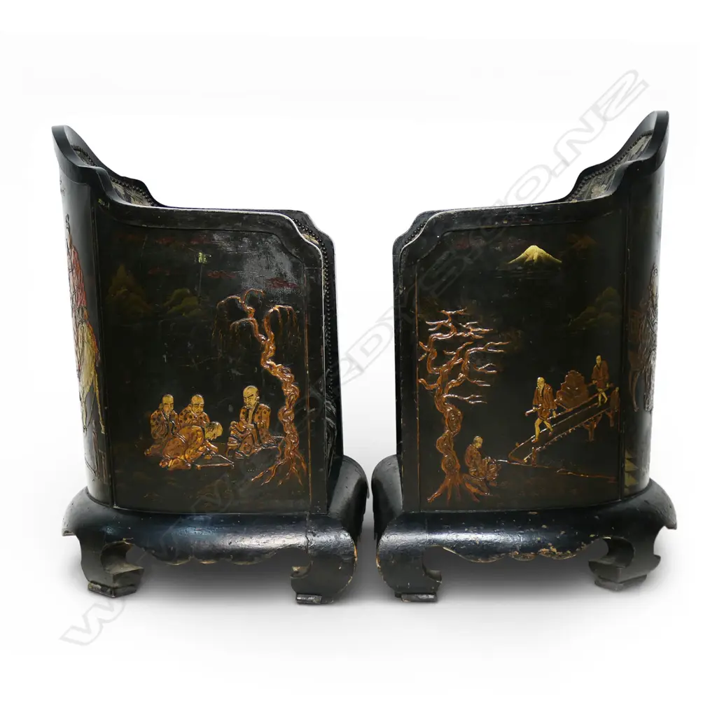 A pair of unusual ebonised tub chairs, Image 1++