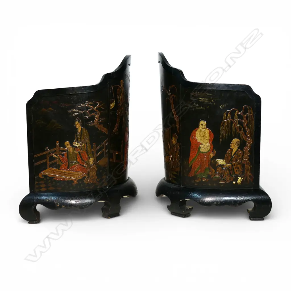 A pair of unusual ebonised tub chairs, Image 1++