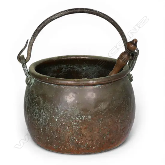 A Victorian copper pot and copper scoop,