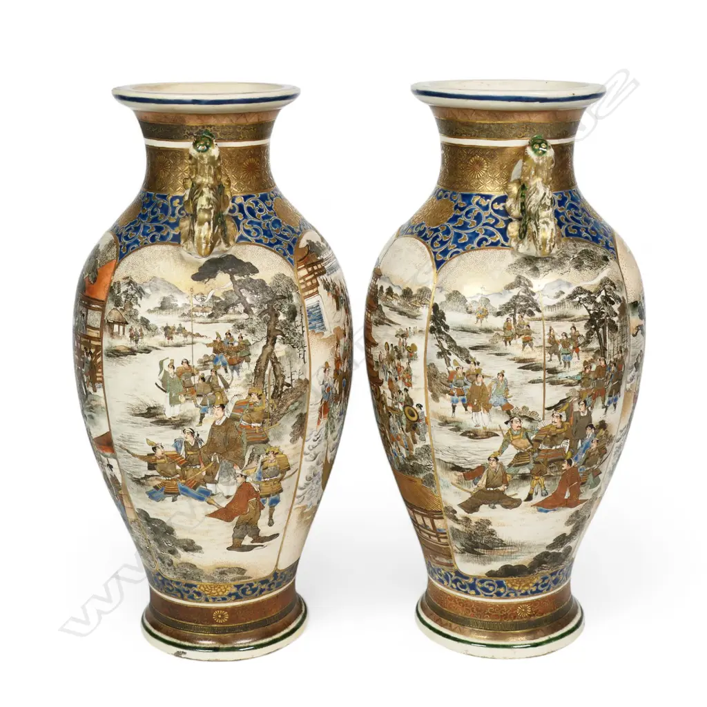 A pair of Meiji period Satsuma vases by Yokohama Hattori, Image 1++