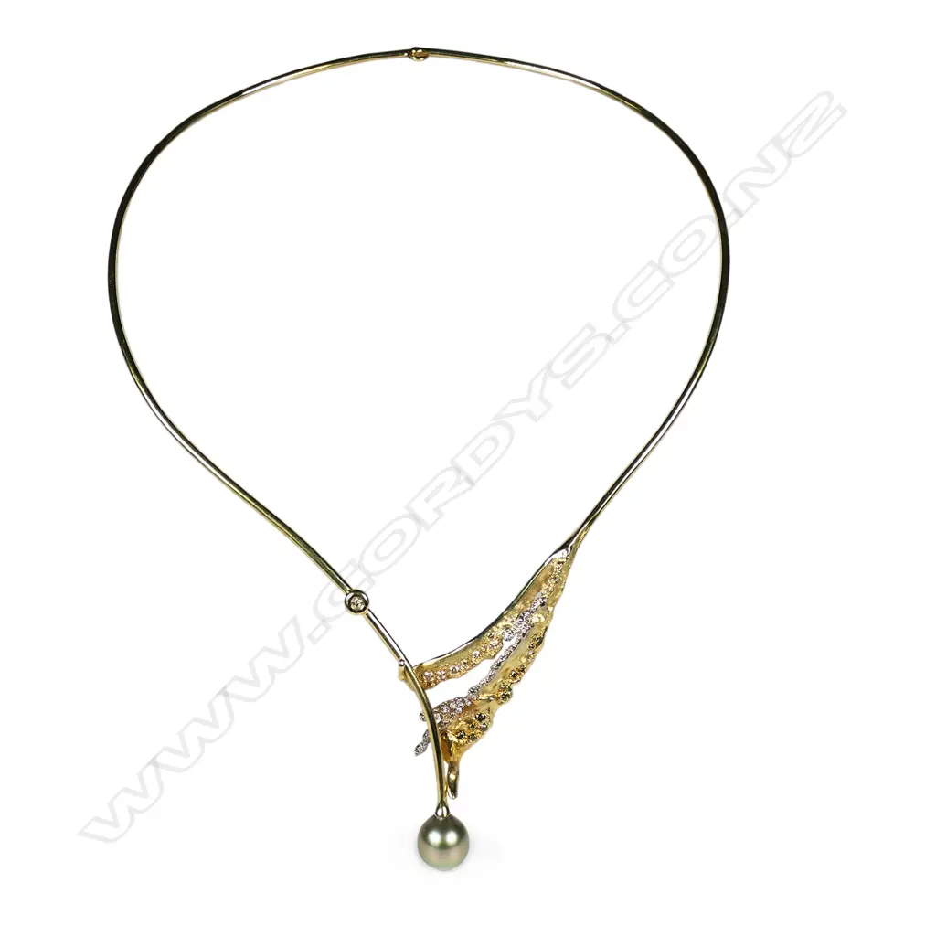 An original Simon Misdale 18ct gold diamond and Tahitian pearl necklet, Image 1++