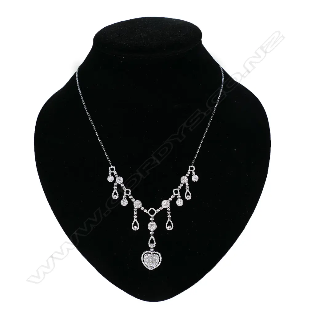 18ct white gold and 318 diamond necklace, Image 1++