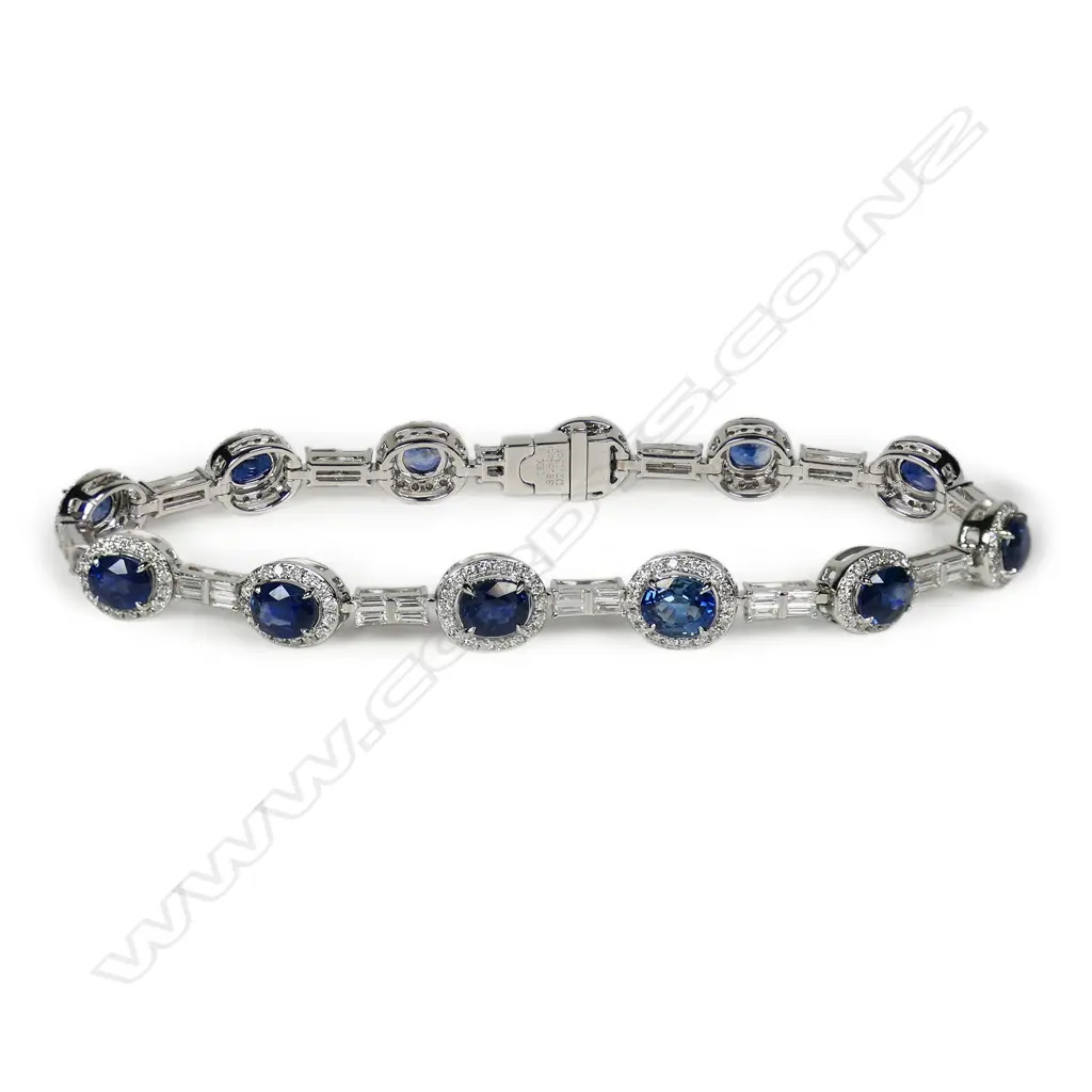 An 18ct white gold diamond and sapphire bracelet, Image 1++