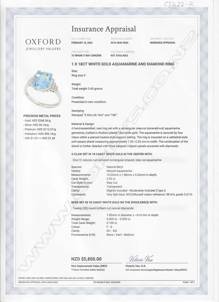 An 18ct white gold diamond and aquamarine Art Deco style ring, Image 1++