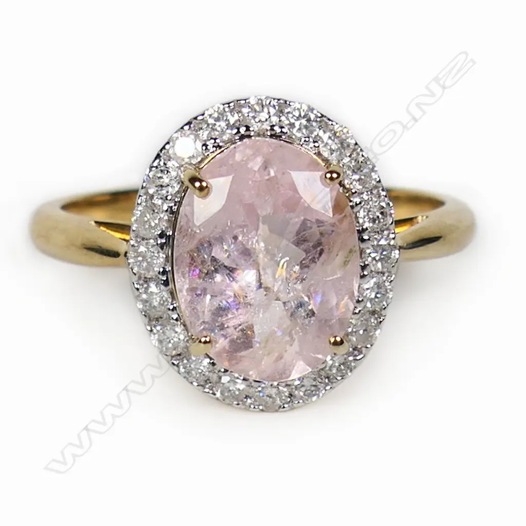A 14ct gold morganite and diamond halo ring, Image 1++