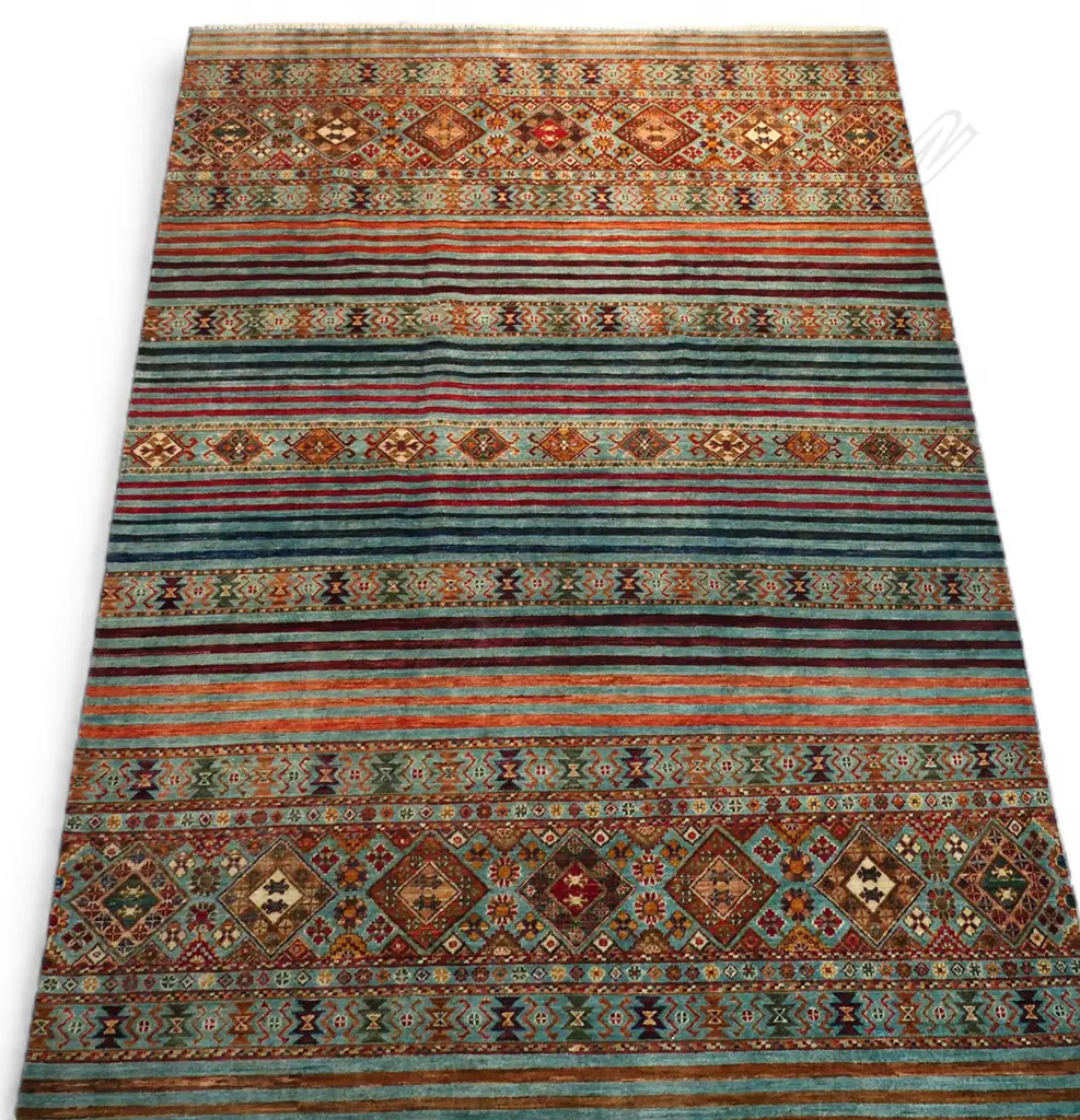 A hand-knotted Khurjeen carpet, Image 1++