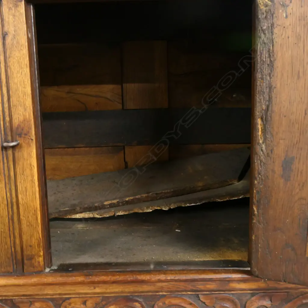 A 19thC oak carved court cupboard, Image 1++