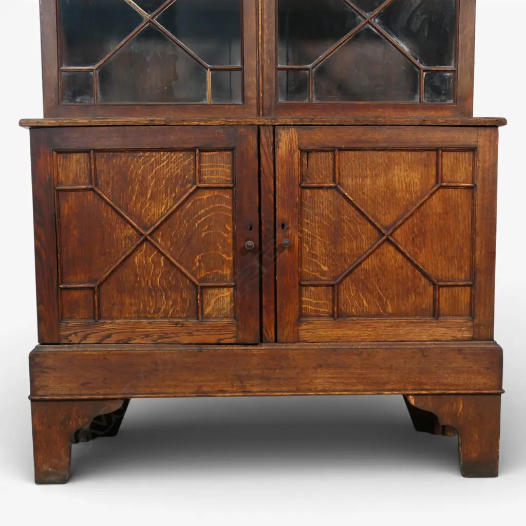 George III small proportion bookcase cabinet, Image 1++