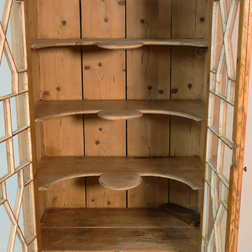 A 19thC Regency pine tall astragal glazed bookcase, Image 1++