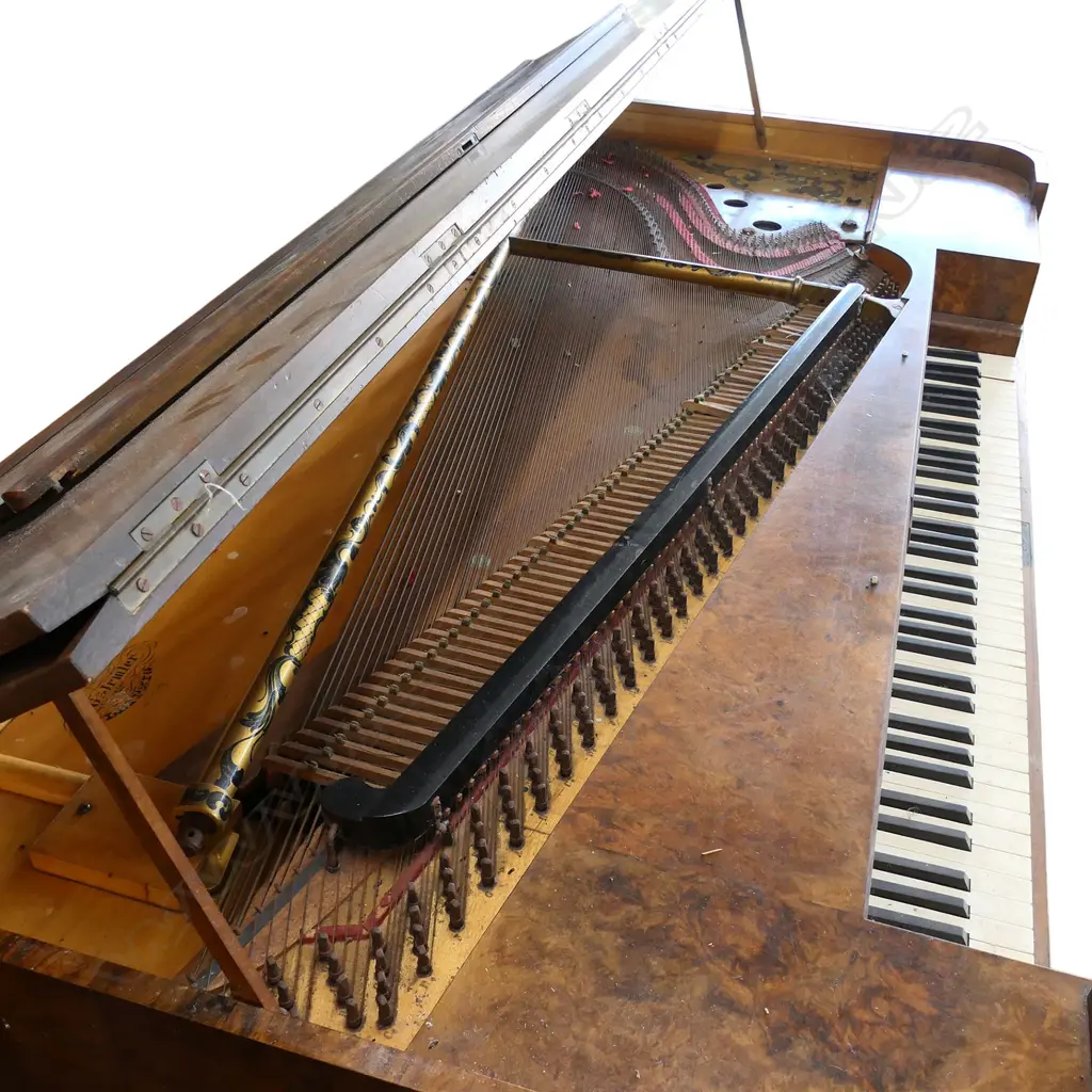 An early 19thC walnut harpsichord, Image 1++