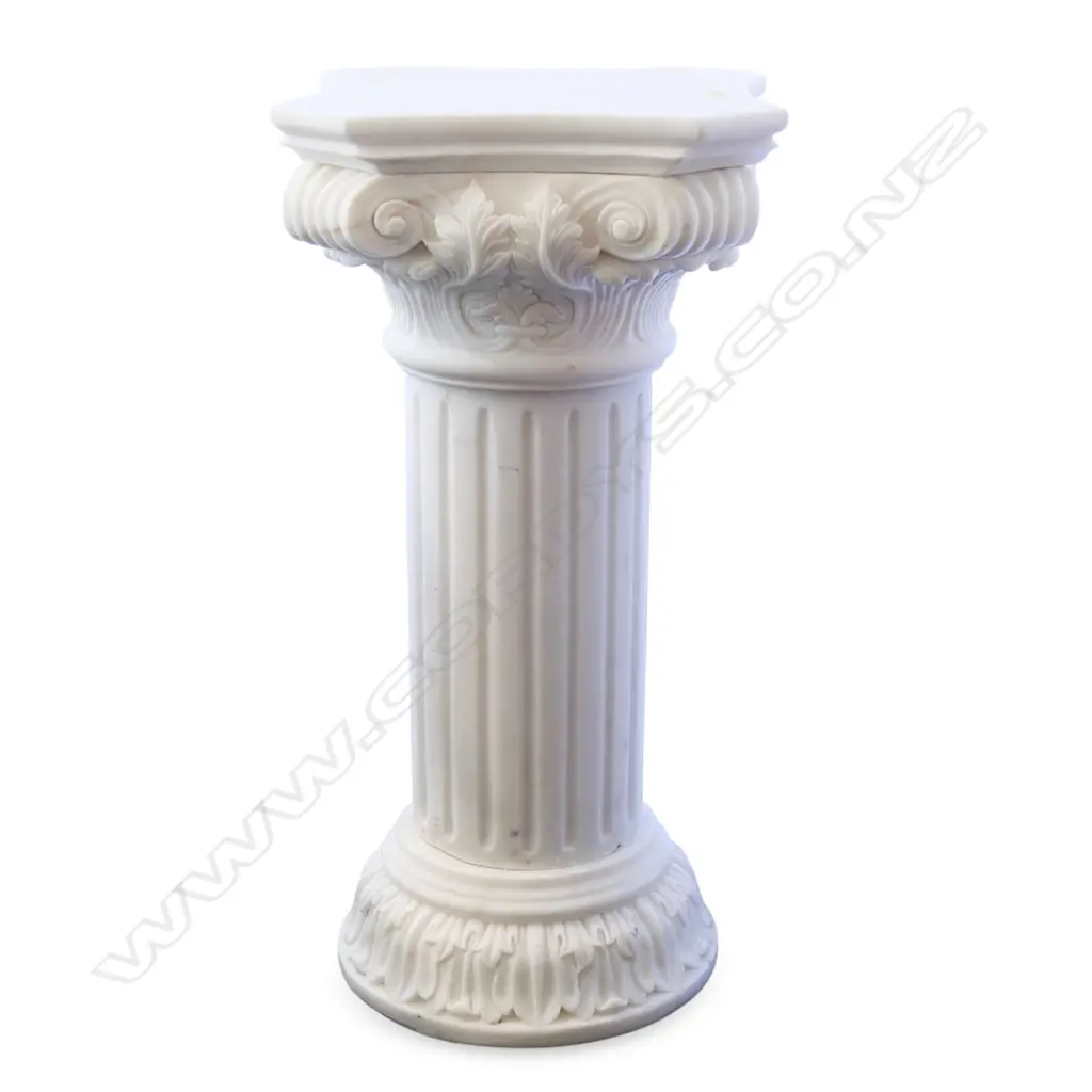 A marble Greek Corinthian column, Image 1++