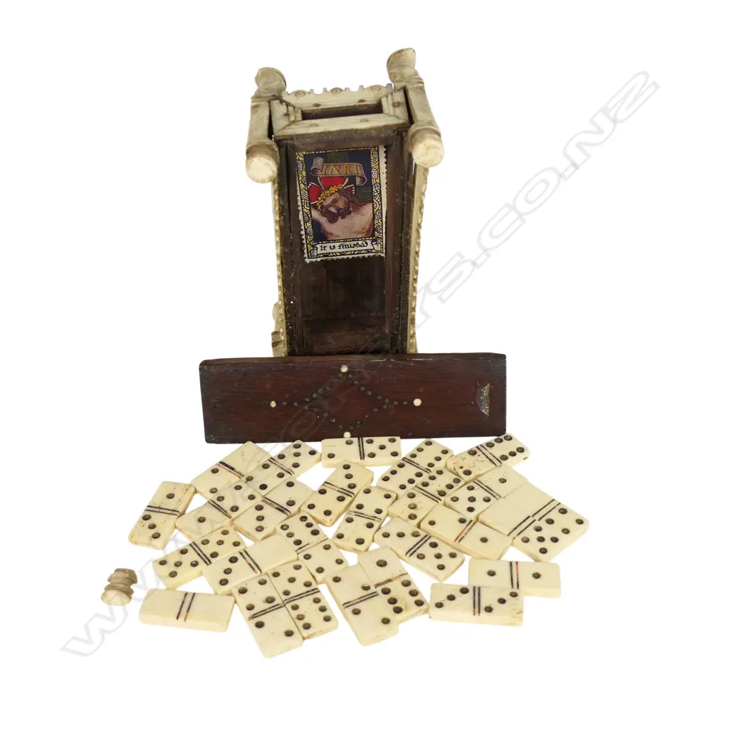 Early 19thC French Prisoner of War gaming box, Image 1++
