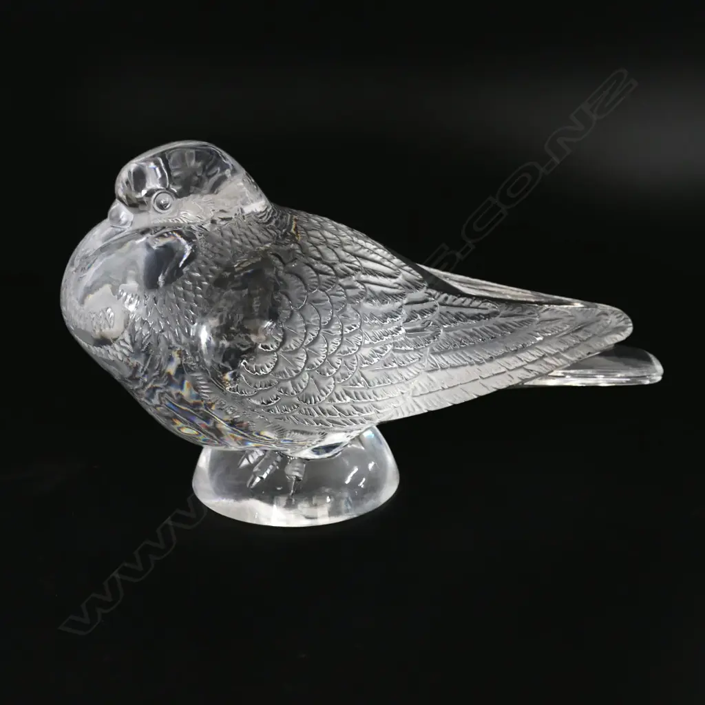 1960's Lalique France 'Pigeon Bruges' crystal large sculpture, Image 1++