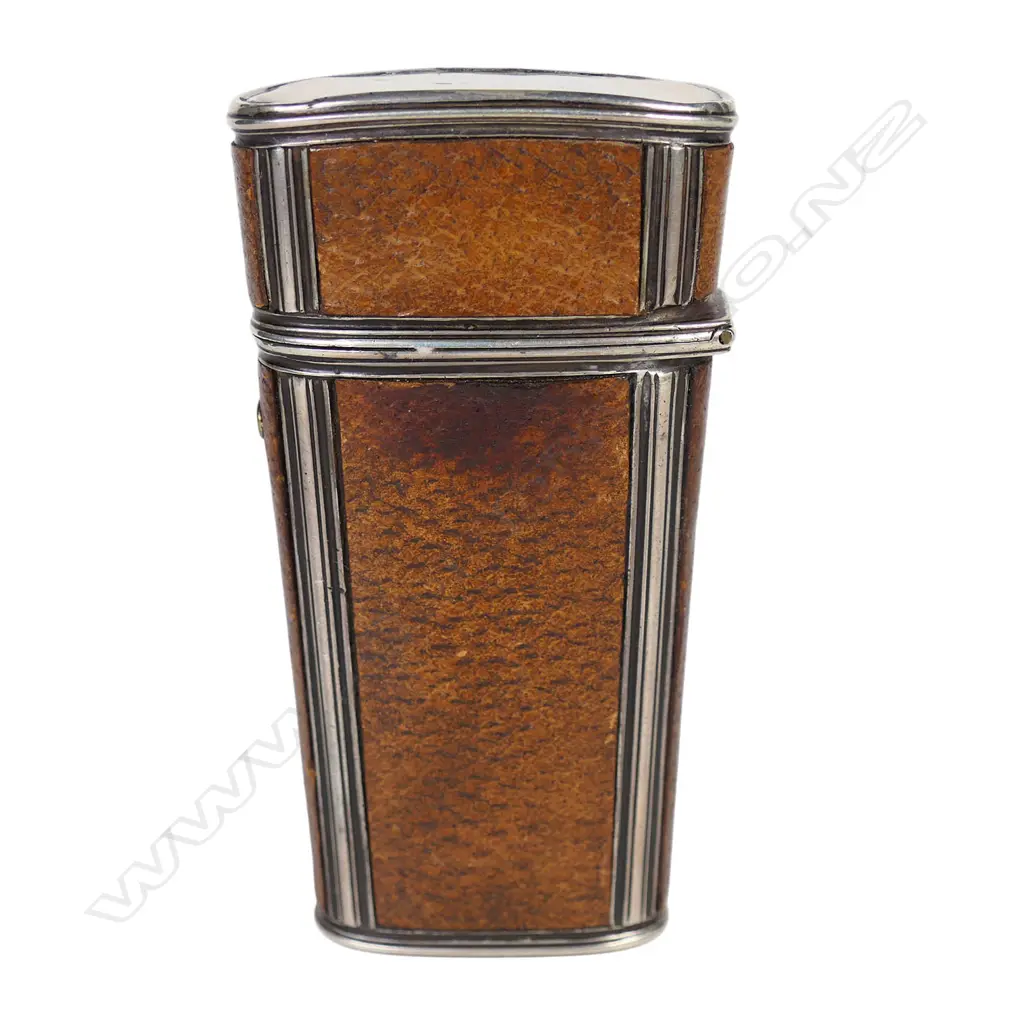 An unmarked silver and leather covered etui, Image 1++