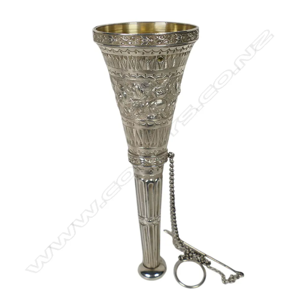 19thC silver embossed posy holder, Image 1++